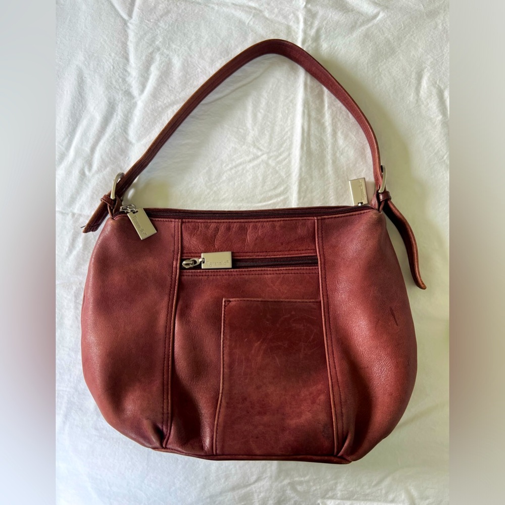 TIGNANELLO Shoulder Bag Burgundy red Leather Single Handled Purse.